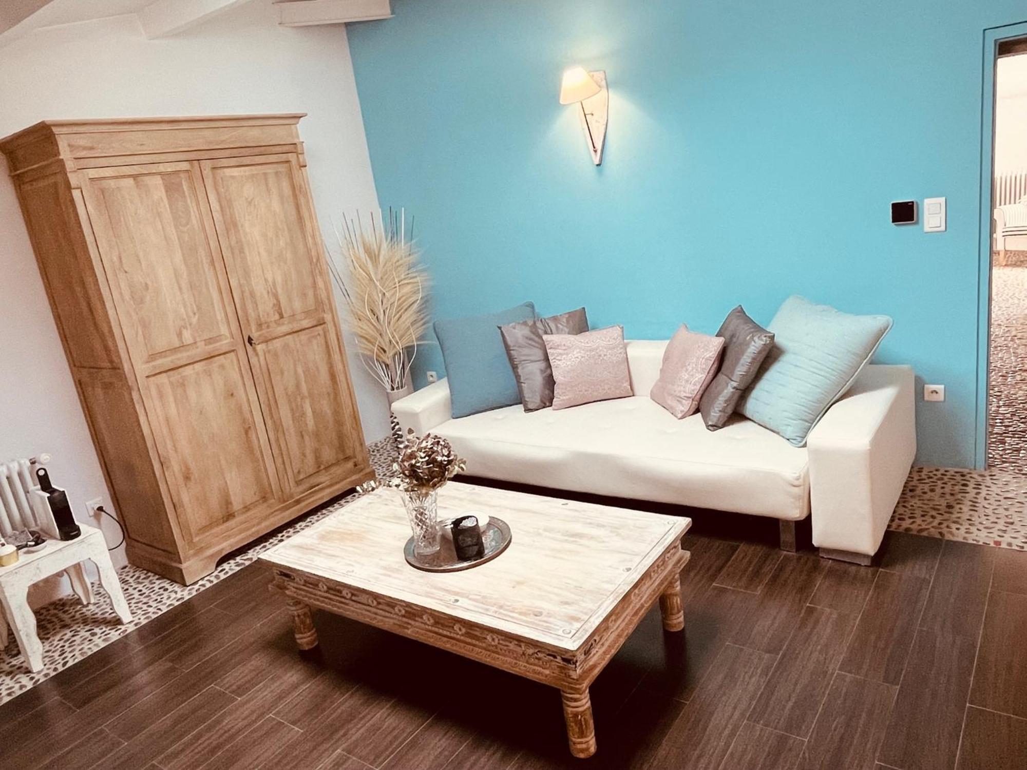 B&B Temps Suspendu Provence Pernes-les-Fontaines Bilik gambar